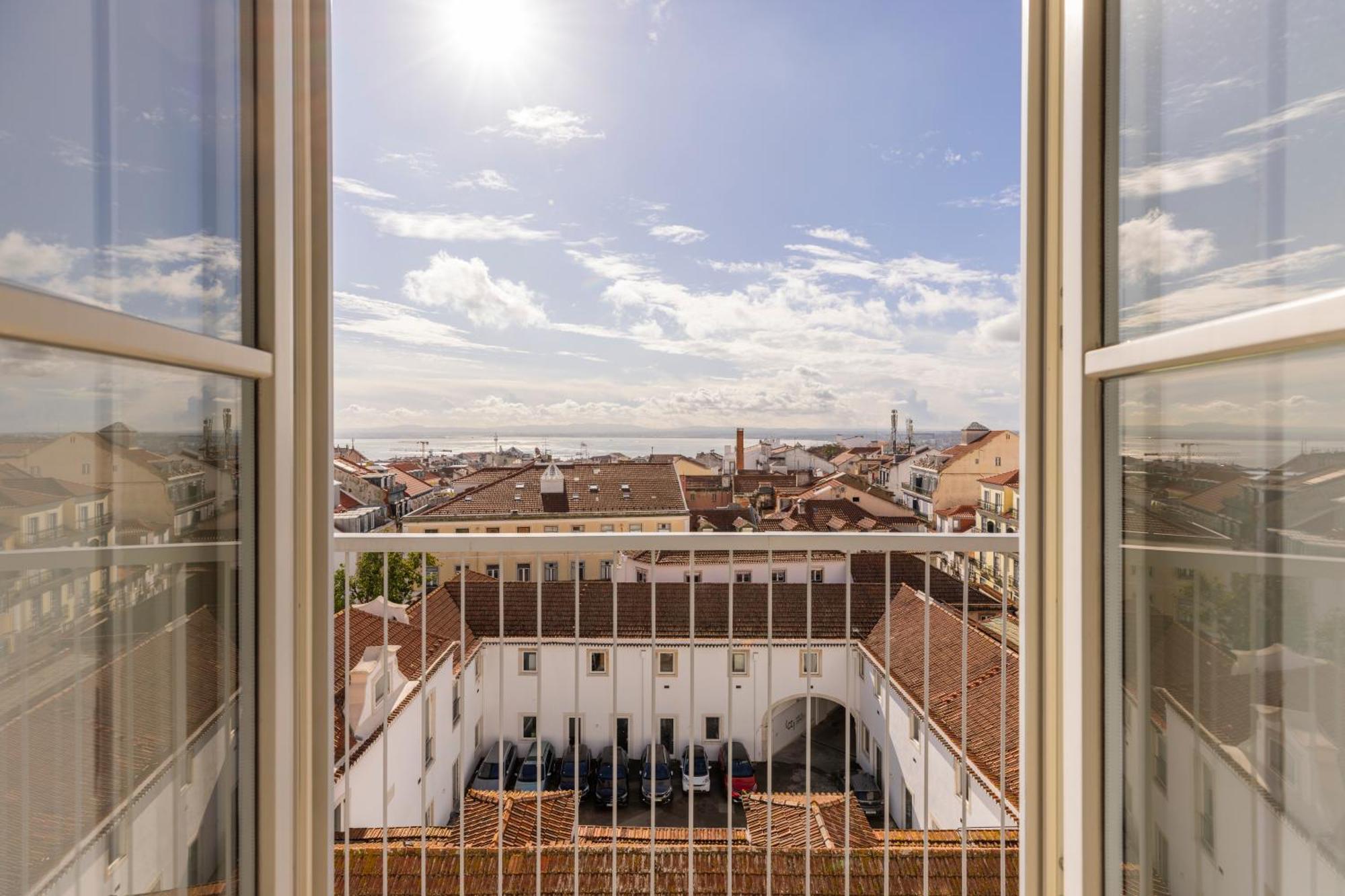 Libere Lisbon Principe Real Apartment Luaran gambar